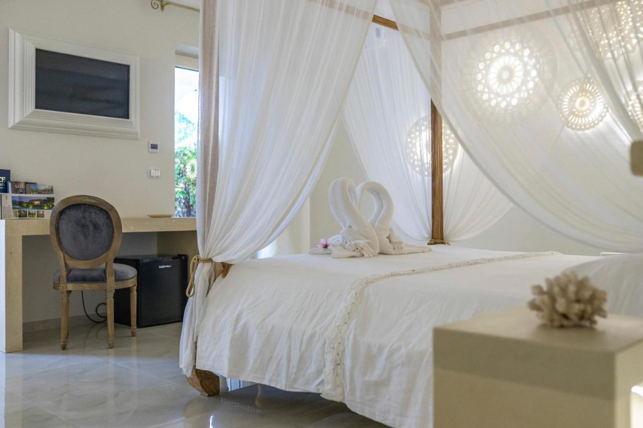 Il Lusso Del Silenzio Hotel Ugento Buitenkant foto