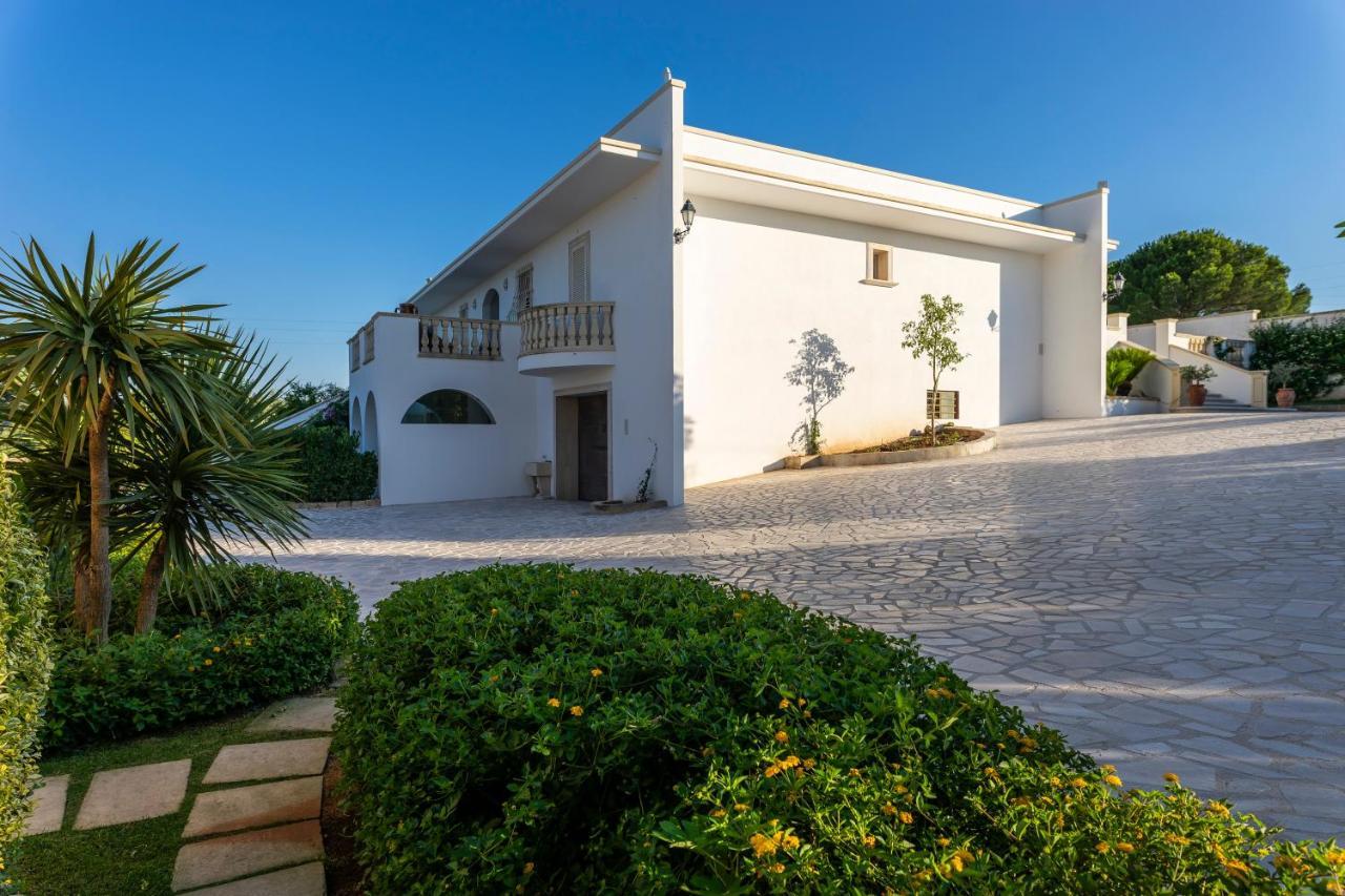 Il Lusso Del Silenzio Hotel Ugento Buitenkant foto