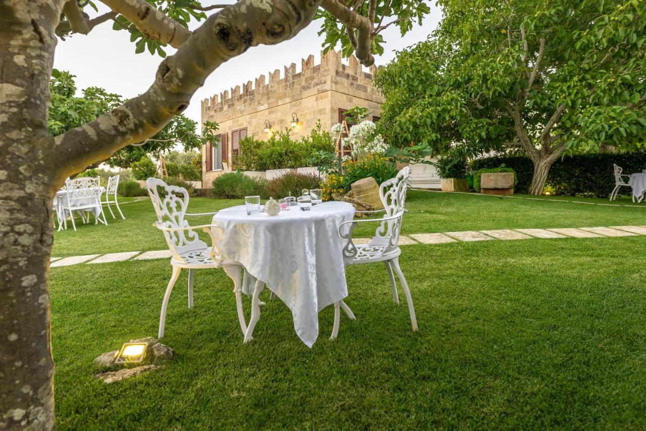 Il Lusso Del Silenzio Hotel Ugento Buitenkant foto